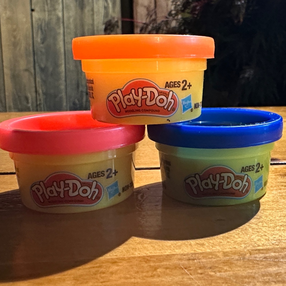 Play-Doh 3-Pack - Pink, Blue, Orange